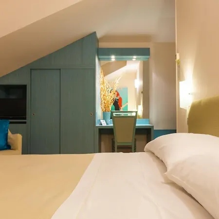 Globo Hotel 3*