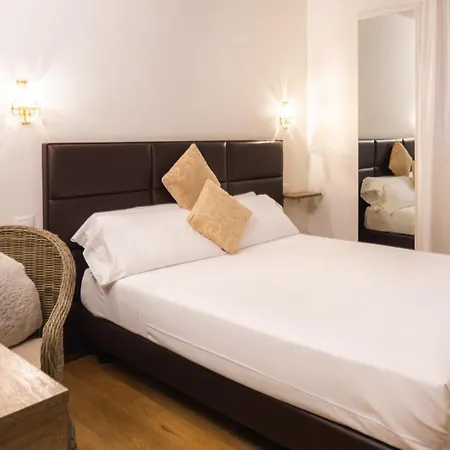 Globo Hotel 3*