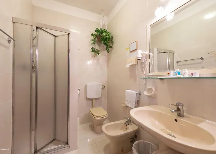 Globo ホテル フォルミージネ