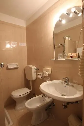 Globo 3* Формиджине